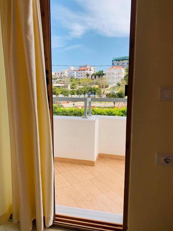 Mintt Hotel Ksamil Esterno foto