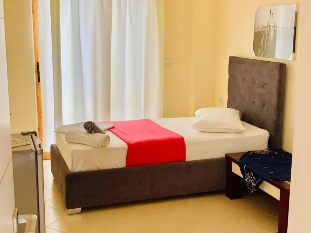Mintt Hotel Ksamil Esterno foto