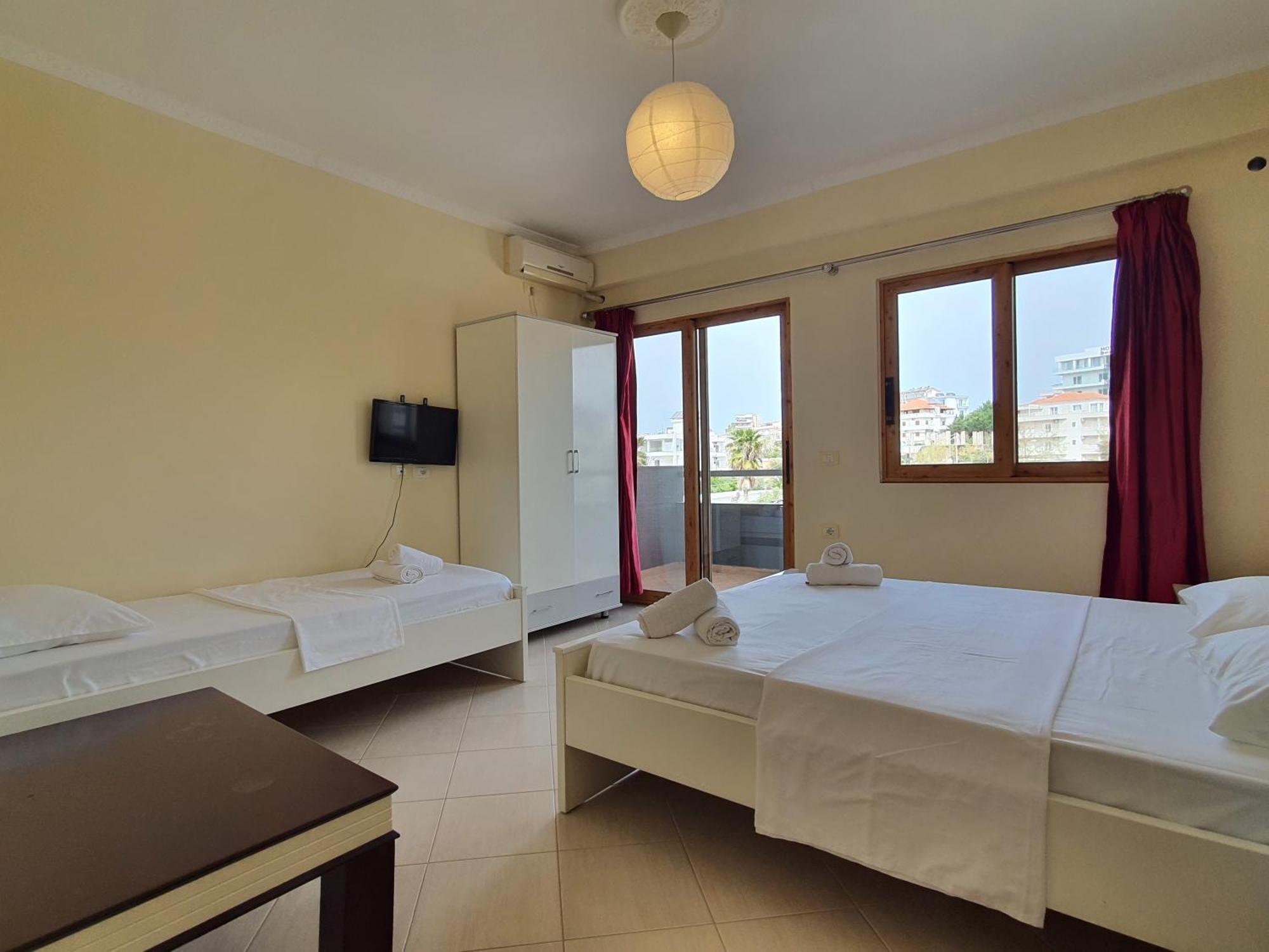 Mintt Hotel Ksamil Esterno foto
